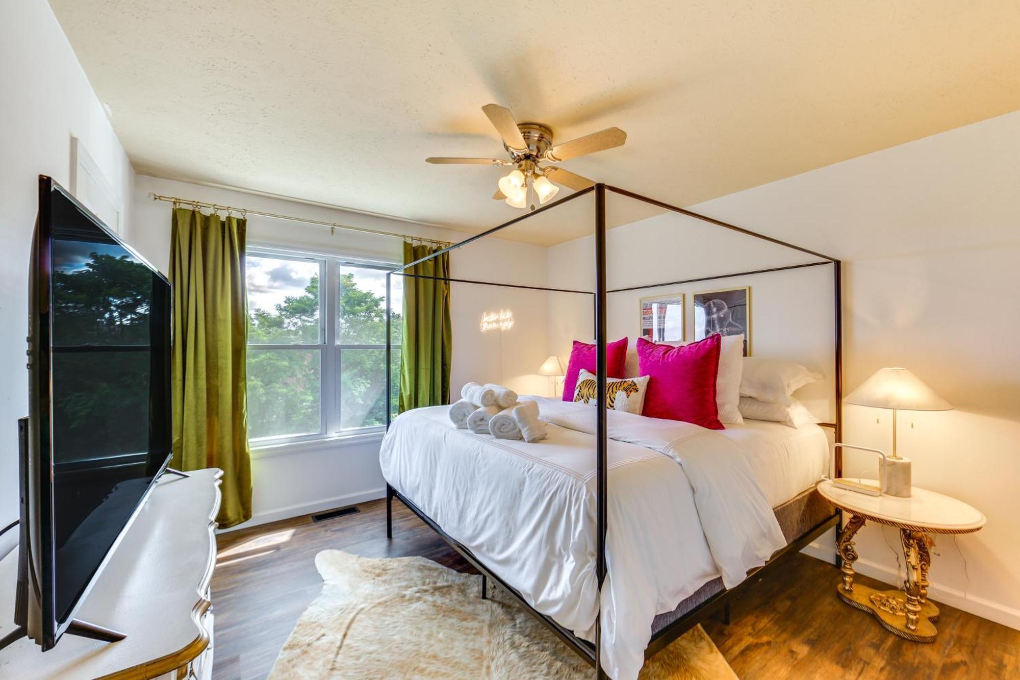 Chic Morgantown Vacation Rental - 2 Mi To Wvu! 외부 사진